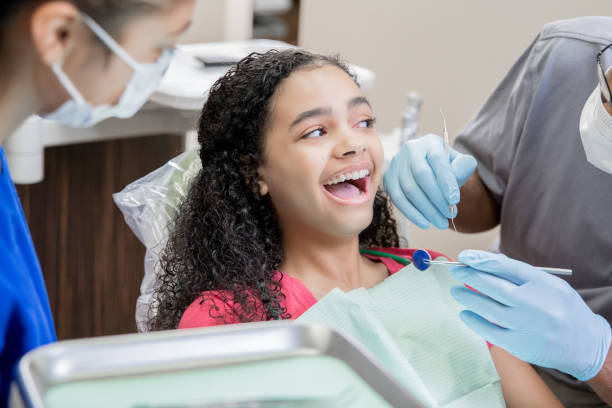 Best Emergency Dental Care for Broken or Chipped Teeth in Newcomerstown, OH